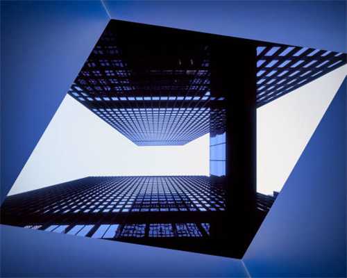 钠灯“退役” LED路灯“上岗” 新南二环西段更亮了